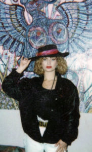 Leslie Winston: Beyond the Valley of the Ultra Milkmaids - Podcast 79