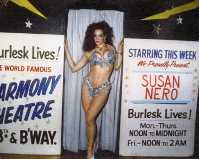 Sue Nero at the Harmony Burlesk